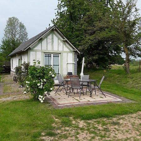 La Petite Maison Verte Triqueville Екстер'єр фото