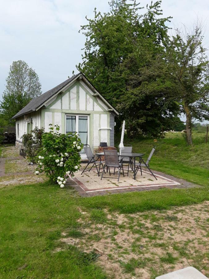 La Petite Maison Verte Triqueville Екстер'єр фото